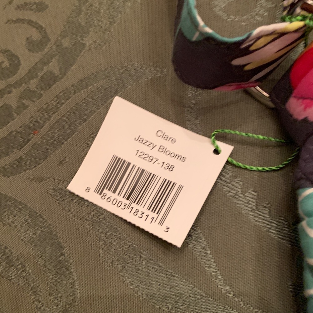 Vera Bradley Clare Jazzy Blooms bag - NWT - Picture 4 of 7